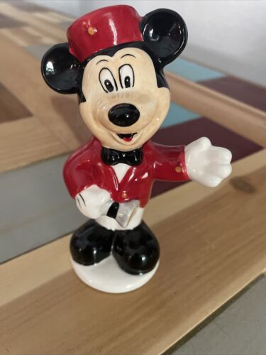 Disney MICKEY MOUSE MOVIE USHER Ceramic Popcorn Salt Shaker - Foto 1 di 3