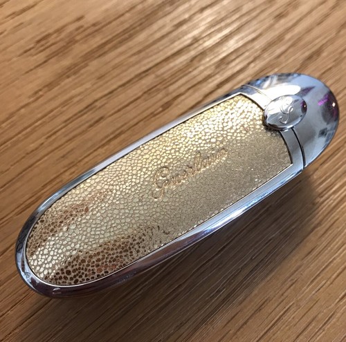 Guerlain Rouge G Refillable Lipstick | No. 71 Satin + Electric Gold Case - Picture 6 of 7