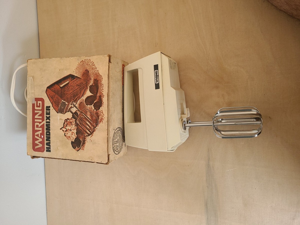 Vintage Waring 5 Speed Handmixer Hand Held Mixer HM1111 White Color Works!