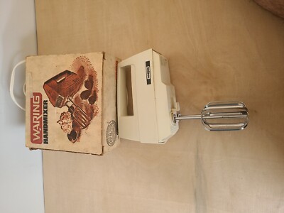 Vintage Waring 5 Speed Handmixer Hand Held Mixer HM1111 White Color Works!