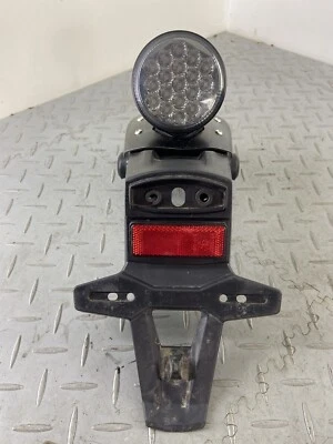 Feu de frein arrière et plaque d'immatriculation YAMAHA XSR 900 XSR900 2018 - Photo 1/4
