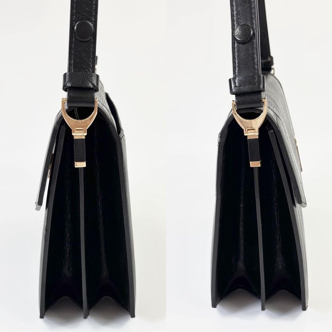 Borsa a tracolla Saint Laurent a mano in ottime condizioni logo YSL Cassandra Lizard