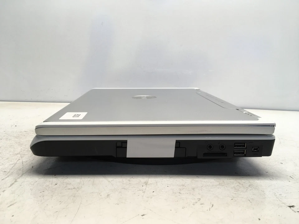 Dell Inspiron 6400 Intel Core Duo 06E8 1.66GHz 1 GB SEM HDD/Bateria - Tela Dim - Imagem 4 de 4