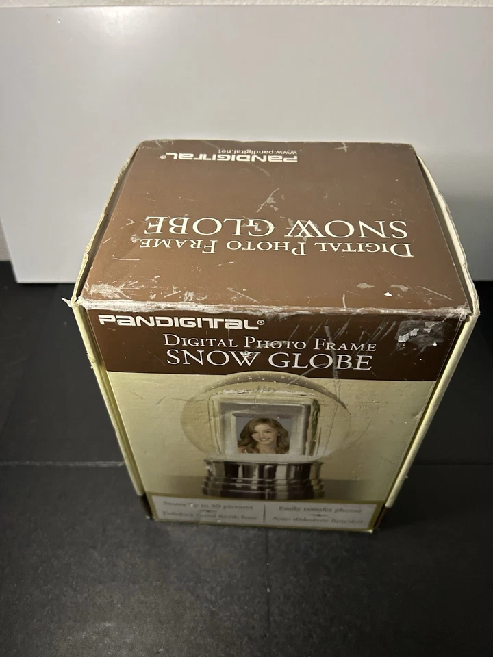 Pandigital Digital 1.8" Photo Frame Snow Globe Brand New - Image 2 of 4