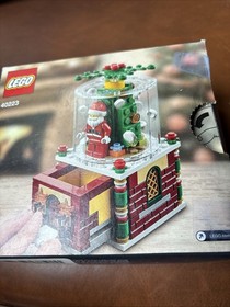 LEGO Seasonal: Snowglobe (40223) Used Complete