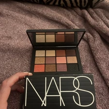 NARS Extreme Effects Eyeshadow Palette Limited Edition 0.48 oz - NEW IN BOX