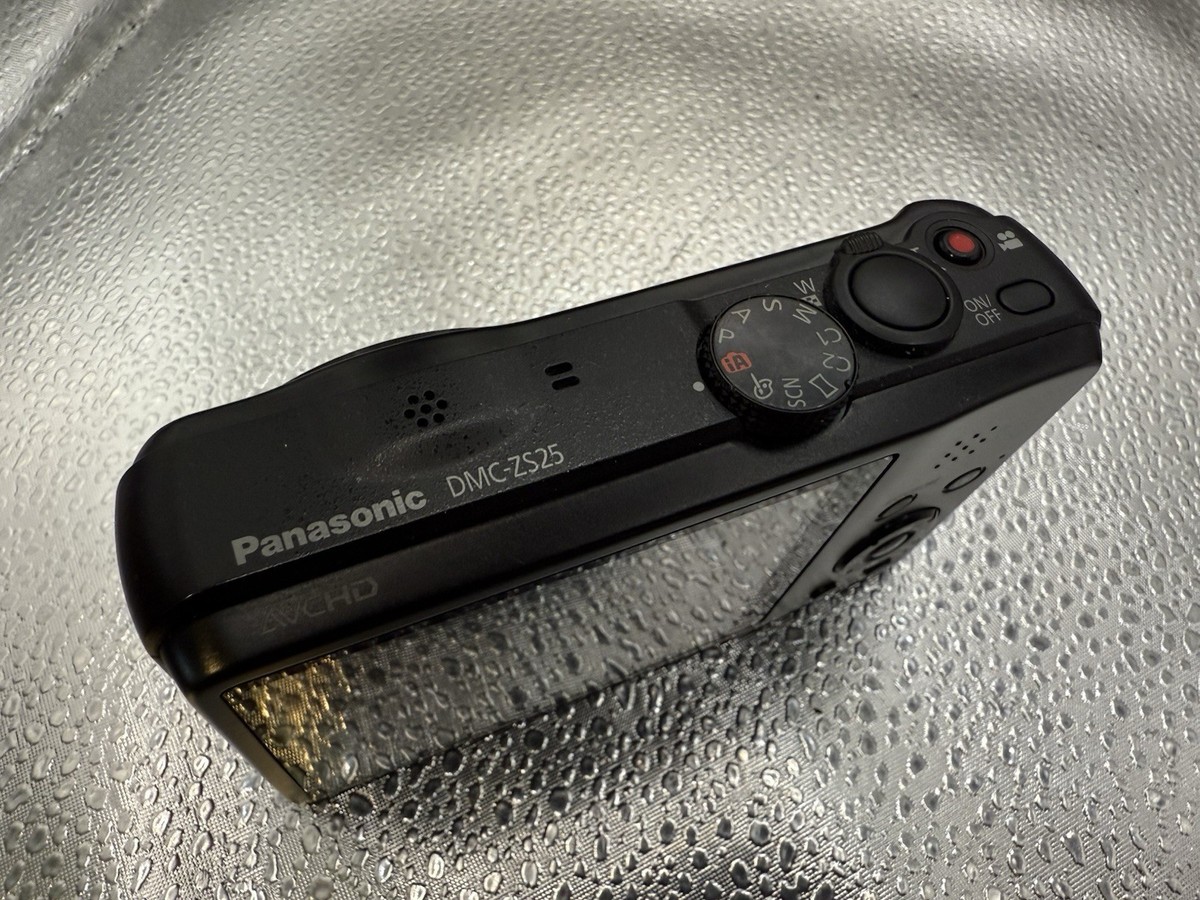 Panasonic LUMIX DMC-ZS25 16.1MP 20x HD HDMI Digital Camera Black