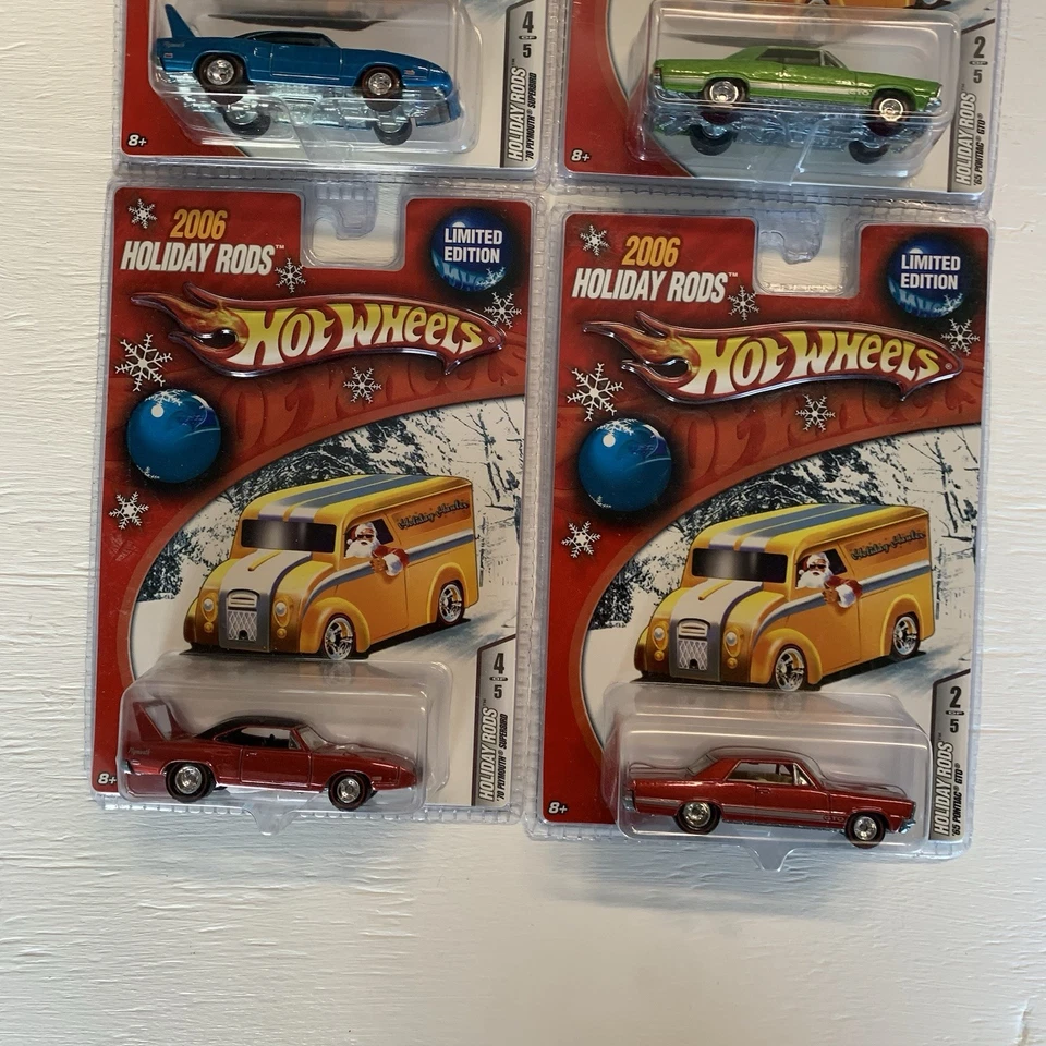Lote de 4 Hot Wheels 2006 Holiday Rods '65 Pontiac GTO, '70 Plymouth Superbird Foto 3 de 4