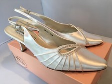Touch Ups Fancy White Satin Slingback Heels Pumps Formal Wedding Crystals 7.5 M