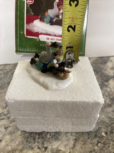Dept 56 A Christmas Story The Last Straw Ralphie Beats Bully Scut Farkus Fight - Picture 10 of 12