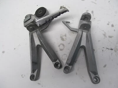 2007 HYOSUNG COMET GT650 GT 650 Support De Kick Passager Arrière Gauche Droite - Photo 1/4