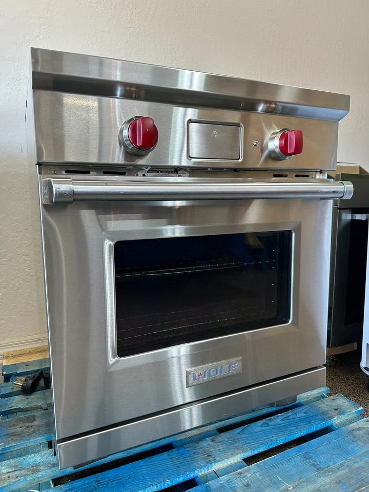 Wolf IR304PESPH - 30" Professional Induction Range, 2018 - Image 2 of 4