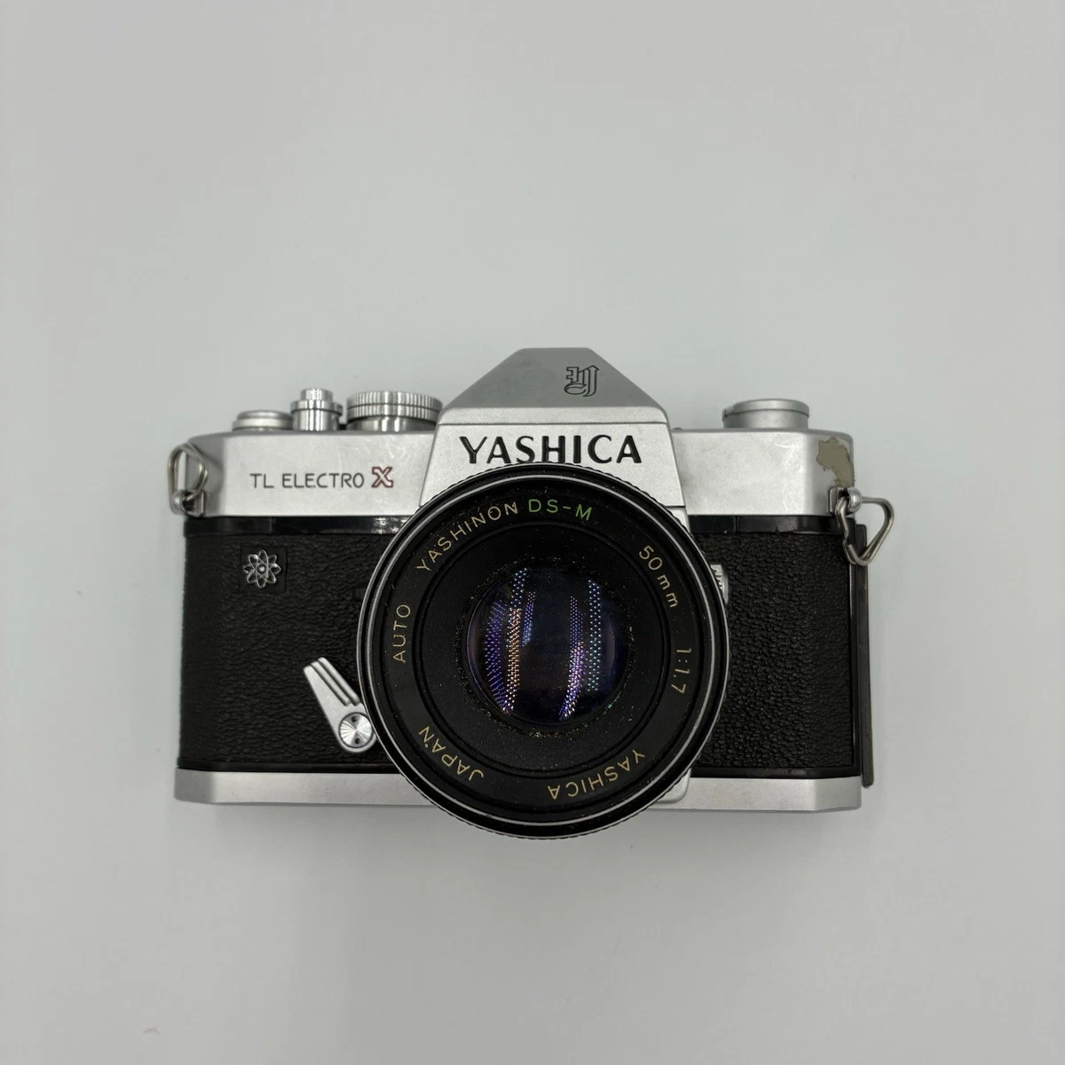 Yashica TL Electro x with a auto yashinon-dx 1:1.7