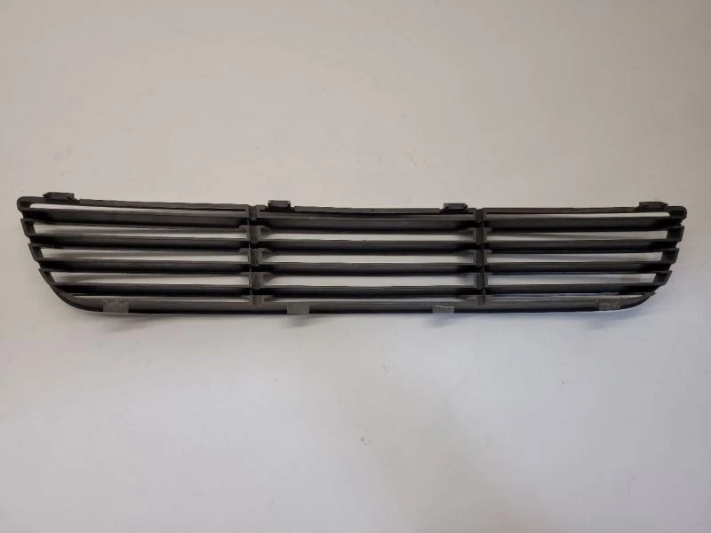 2005-2010 CHEVROLET COBALT Grille LT Lower Center  Foto 4 de 4