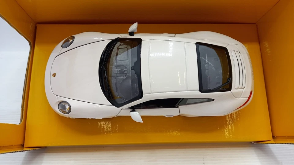 RAS56200WH Rastar Porsche 911 Carrera S 1/24 - Immagine 4 di 4