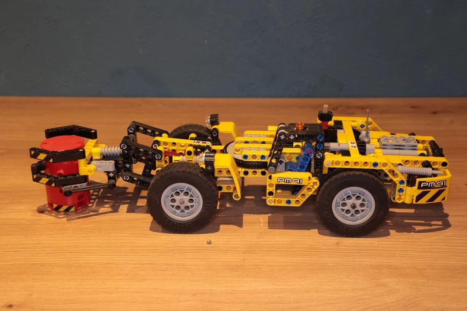 LEGO TECHNIC Bergbau-Lader Minen-Lader 42049 *** 2016 - OVP + Anl. fehlen - Bild 2 von 4