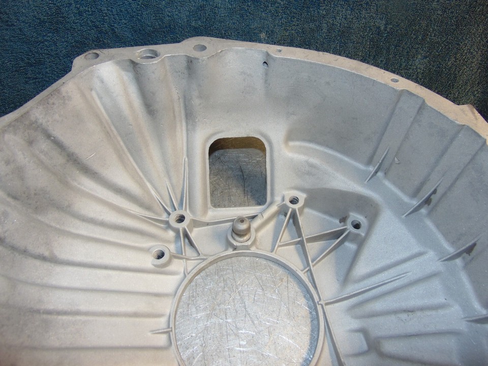 Chevy 4Speed Hydraulic Bell Housing 15530202 SM465 Squarebody 1500