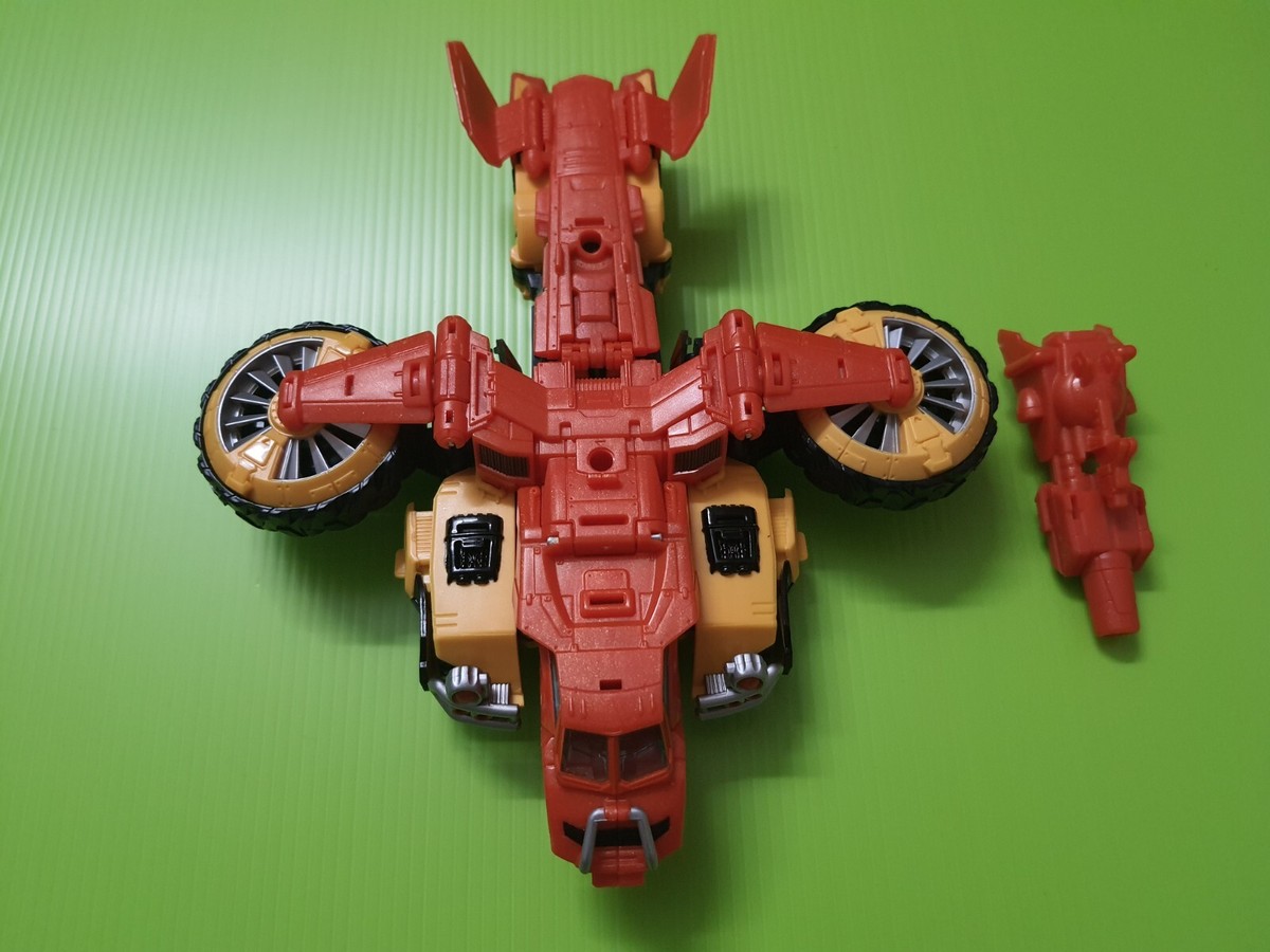 Transformers Takara TOMY TG29 Voyager Sandstorm Complete Transformers Takara TOMY TG29 Voyager Sandstorm Complete