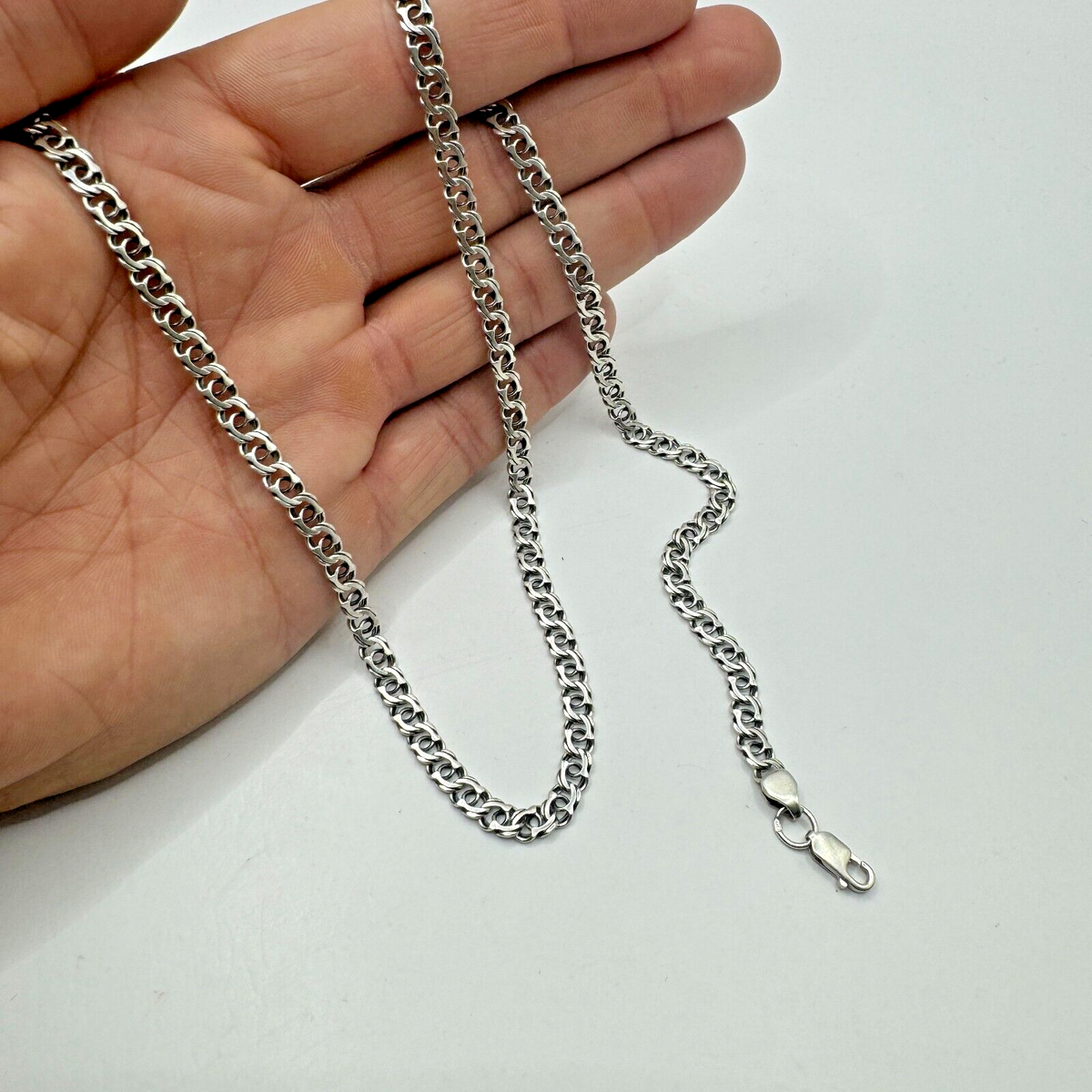 Vintage 925 Sterling Silver Chain Necklace, Signed Fine Vintage 925 Sterling Silver Chain Necklace, Signed Fine