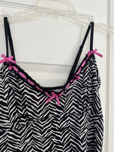 Marilyn Monroe Intimates Nightie Black White Zebra Print Black Pink Ribbon Sz S - Picture 2 of 7