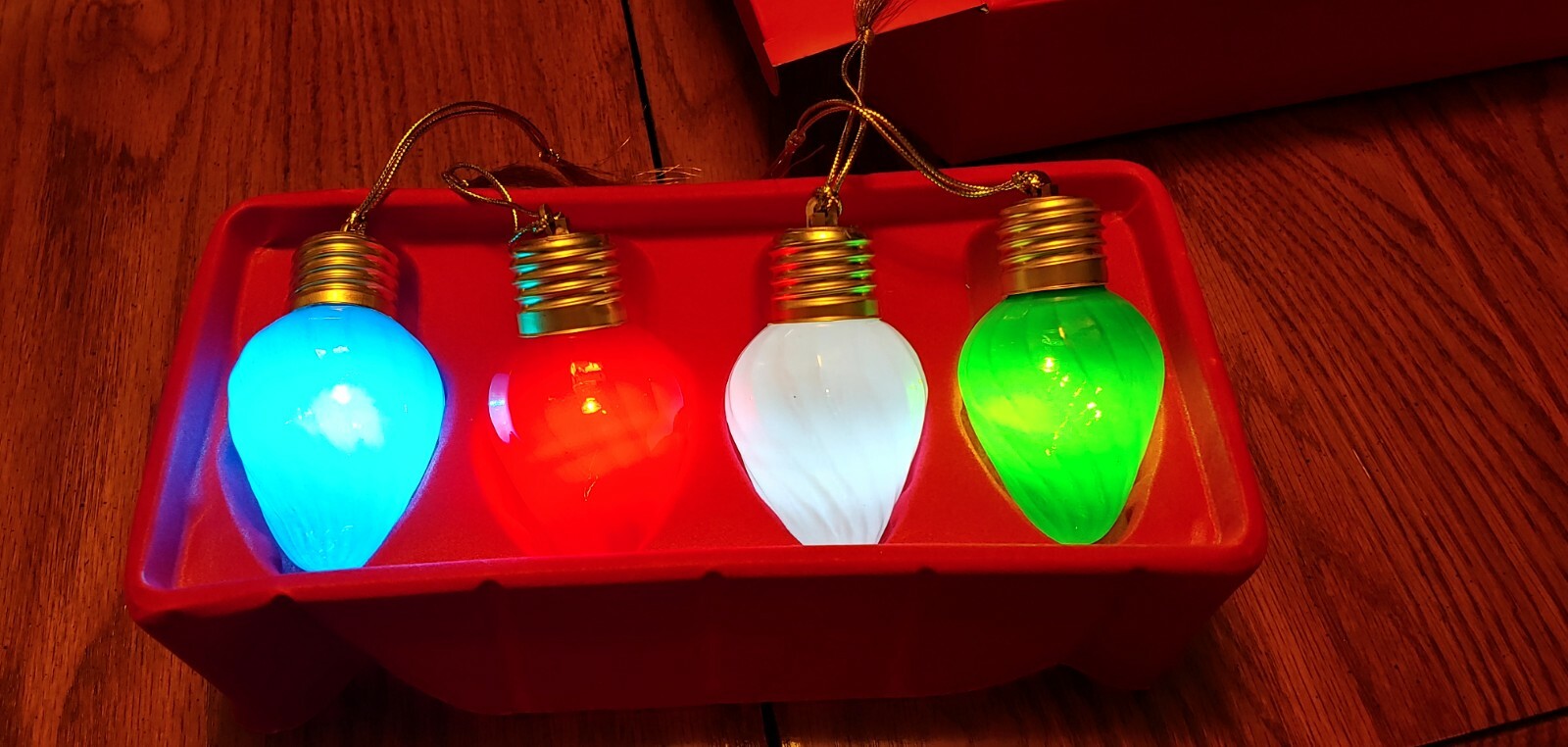 Lennox American by Design Light up vintage Christmas light Bulbs