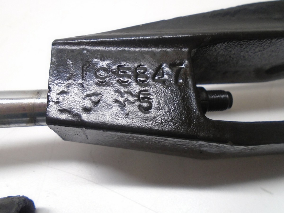 M2 Mercruiser Alpha 1 Generation 1 Bravo Power steering Cylinder