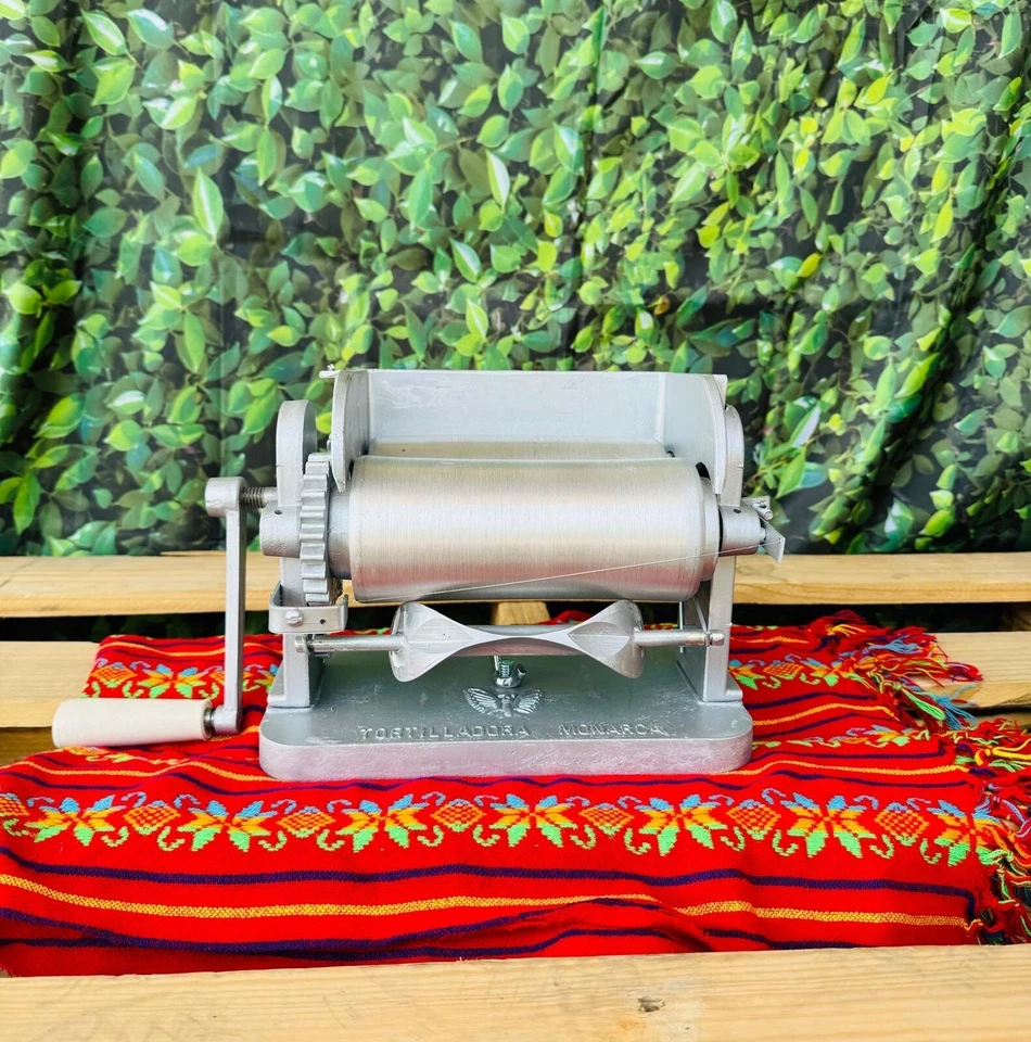 Tortilla Manual Monarca Hecha en México.Tortillera Manua De Rodillo Monarca Foto 4 de 4