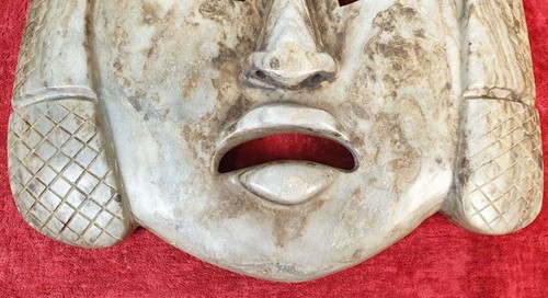 COUPLE DE GUERRIERS. MASQUES PREHISPANIQUES. SCULPTÉ ONIX. MEXIQUE. XX SIÈCLE - Picture 3 of 3