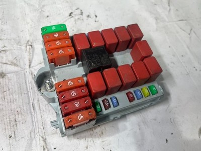 GENUINE FIAT DUCATO PEUGEOT BOXER CITROEN RELAY ENGINE BAY FUSE BOX DW10 #12r