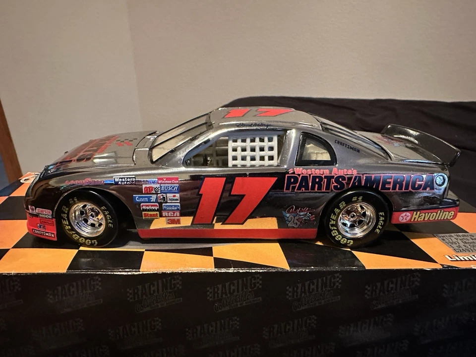 SELLADO* Darrell Waltrip 17 piezas America Chrome 1997 Monte Carlo Foto 3 de 4