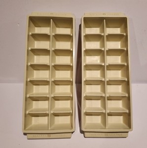 vintage general electric 1970's ice cube trays 2