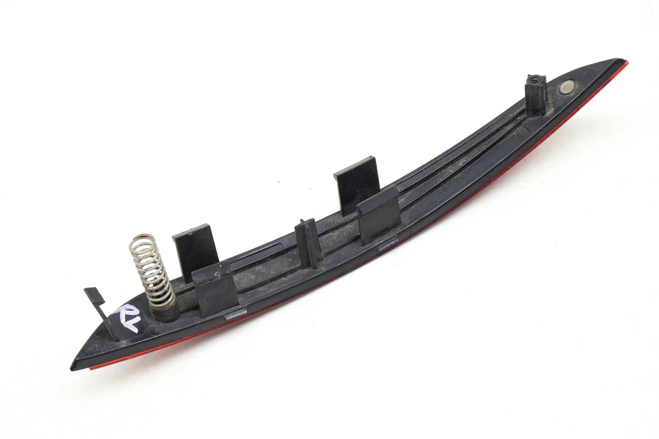 2018-2024 AUDI A5 SPORTBACK - LEFT REAR Bumper Reflector 8W6945105A - Image 2 of 4