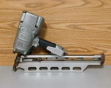 Hitachi 3-1/4" Strip Framing Nailer