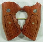 New, wood checkered grips For S&W J Frame Square/Round butt