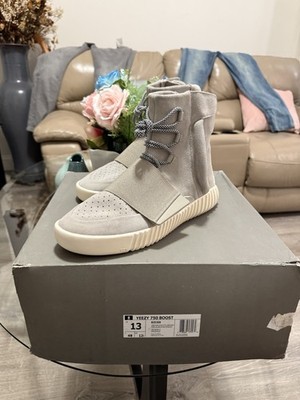 adidas gazelle silver green womens Adidas Mens's Yeezy Boost 750 Light Gray Glow In The Dark Gum Sole PADS  VNDS Size 13 – THE-ECHELON
