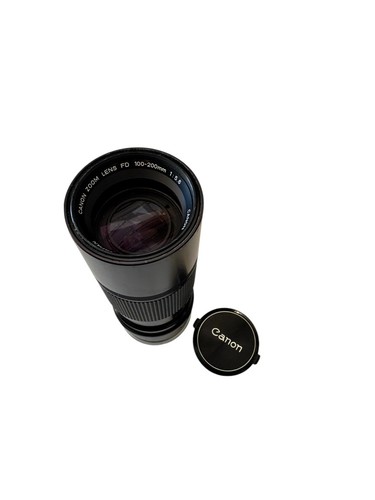 Canon FD 100-200mm f/5.6 Zoom Lens - Excellent Condition - Picture 2 of 2