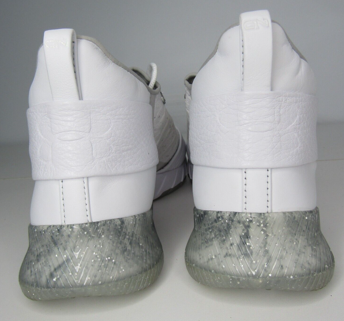 Under Armour Cam Newton Shoes UA C1N TR LUX 3000325 White  display picture 3
