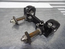 07-17 Yamaha V-Star XVS1300 handlebar clamp riser holder assembly 3D8-23442-00-0