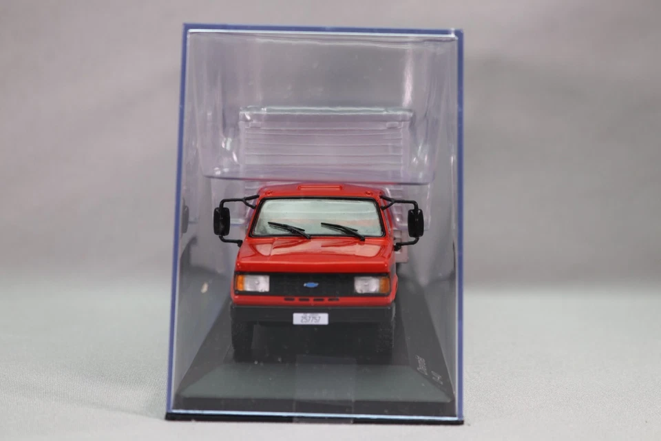 LL1768 WHITEBOX WB237 1/43 1:43 Camion Chevrolet D-40 rouge EdL - Photo 4/4