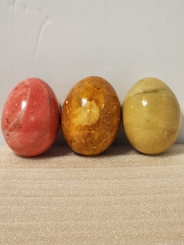 VINTAGE LOT OF 6 SOLID STONE MARBLE POLISHED GRANITE EGGS FROM ITALY 2.5" TO 3" - Picture 4 of 21