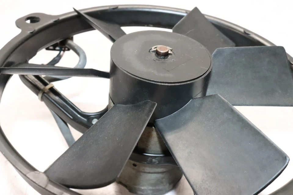 03-06 w211 w215 w219 w220 MERCEDES S55 AMG ENGINE OIL COOLER FAN MOTOR Y7621 - Image 4 of 4