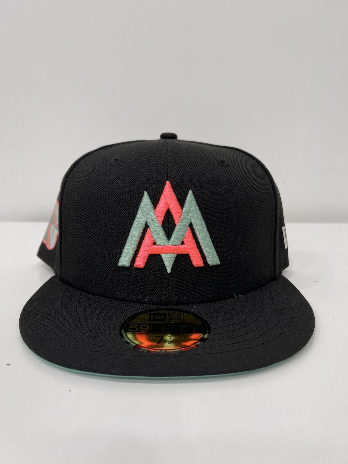 Picture 1 of 4