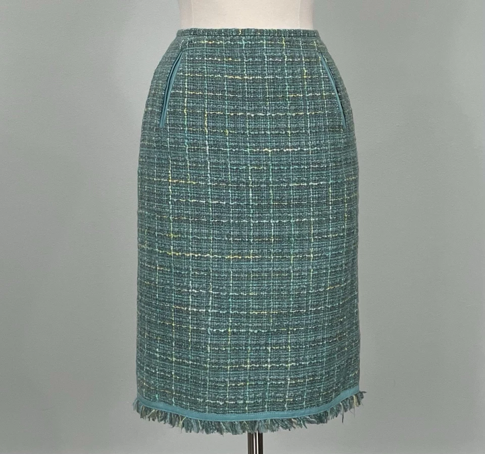 Lafayette 148 Fitted Turquoise Blue Tweed Skirt with Frayed Fringe - Size 4