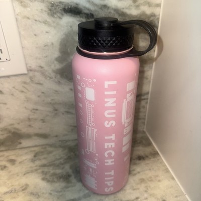 RARE LTT Linus Tech Tips 40oz Water Bottle - Limited Edition NICE FAST SHIPPING