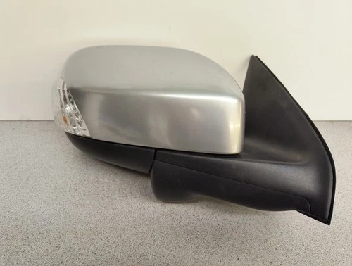 2007-2014 Volvo XC90 Right Passenger Door Mirror W/Turn BLIS Camera Chrome Cover