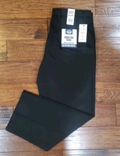 Dockers Black Signature Khaki Pants Mens 36x30 Relaxed Fit Straight Pleated NWT