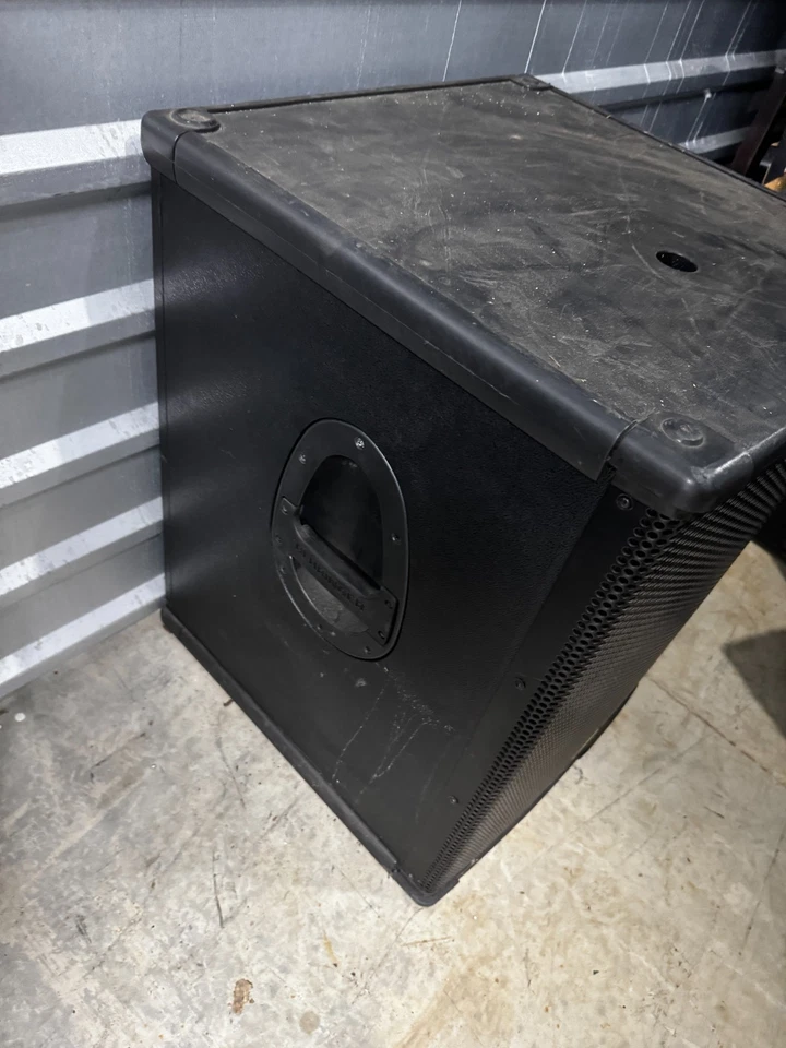 Altavoz pasivo Behringer Eurolive B1800X Pro 15" 2 vías 1600W PA Foto 3 de 4