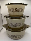 Set Of 3 Pyrex Beige Brown Homestead Brown Cinderella Casserole W/ Lids