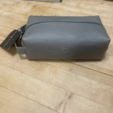 United Airlines - Polaris Amenity Kit - Therabody - Dopp Bag - Grey NEW! 2025