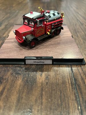 Disney Store Planes Fire & Rescue Mayday Die Cast Collector Case 1:43 